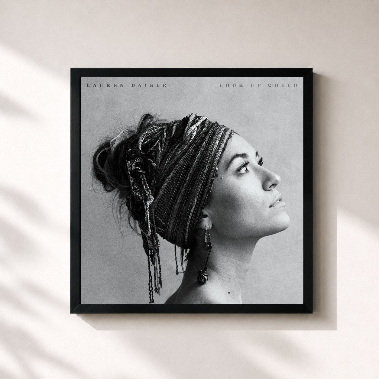 #noir Tableau carré de l'album Look Up Child de Lauren Daigle, cadre noir 32x32 cm