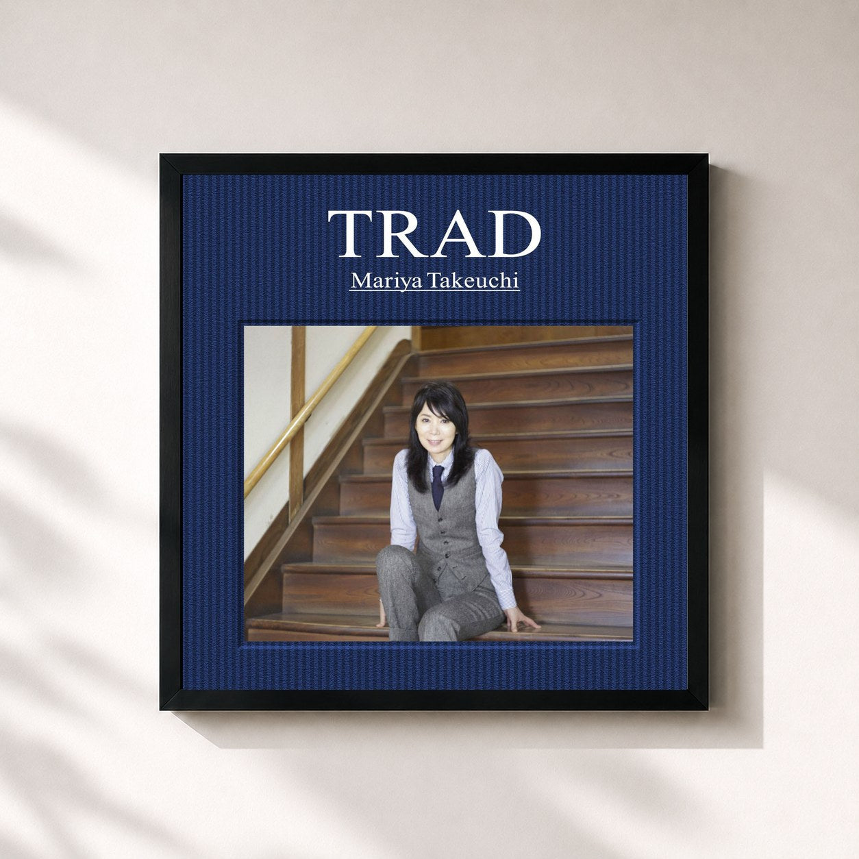 #noir Tableau carré de l'album TRAD de Mariya Takeuchi, cadre noir 32x32 cm