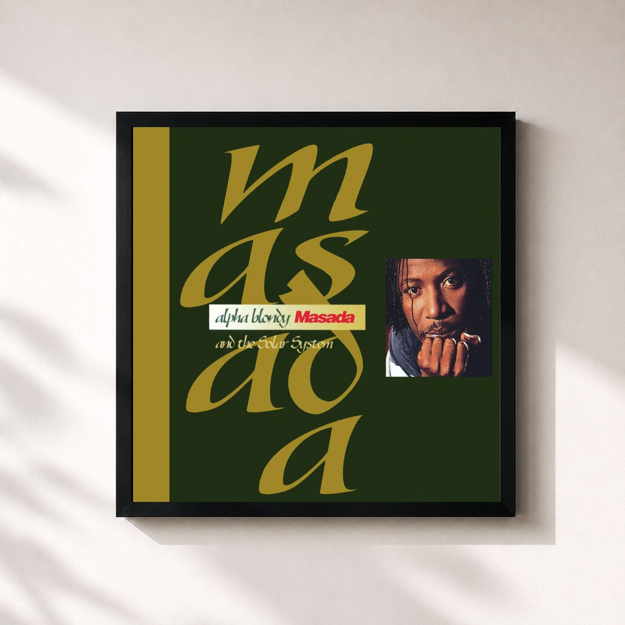 #noir Tableau carré de l'album Masada (2010 Remastered Edition) de Alpha Blondy, cadre noir 32x32 cm