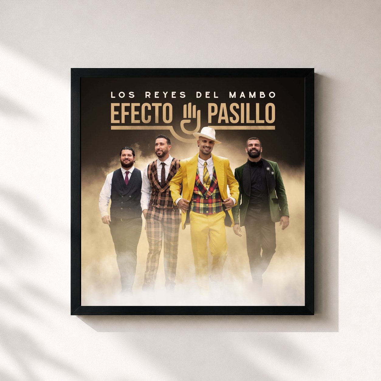 #noir Tableau carré de l'album Los reyes del mambo de Efecto Pasillo, cadre noir 32x32 cm