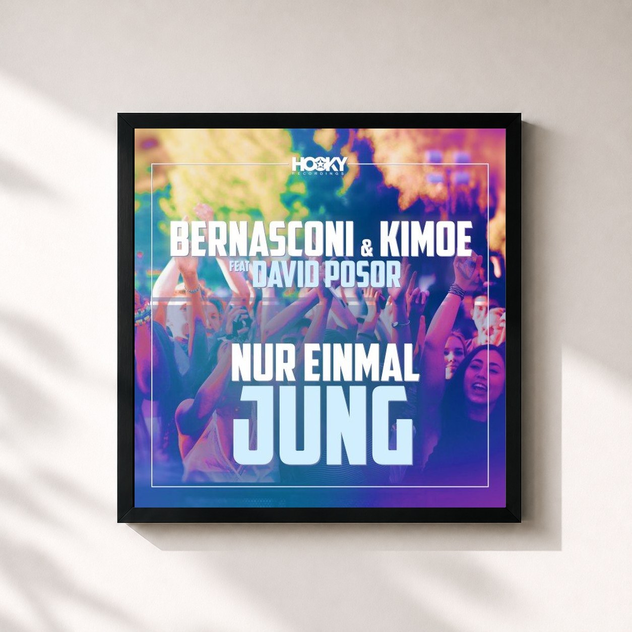 #noir Tableau carré de l'album Nur einmal jung (Remixes) de Rico Bernasconi, cadre noir 32x32 cm