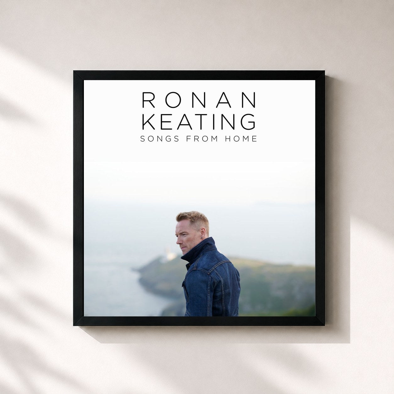 #noir Tableau carré de l'album Songs From Home de Ronan Keating, cadre noir 32x32 cm