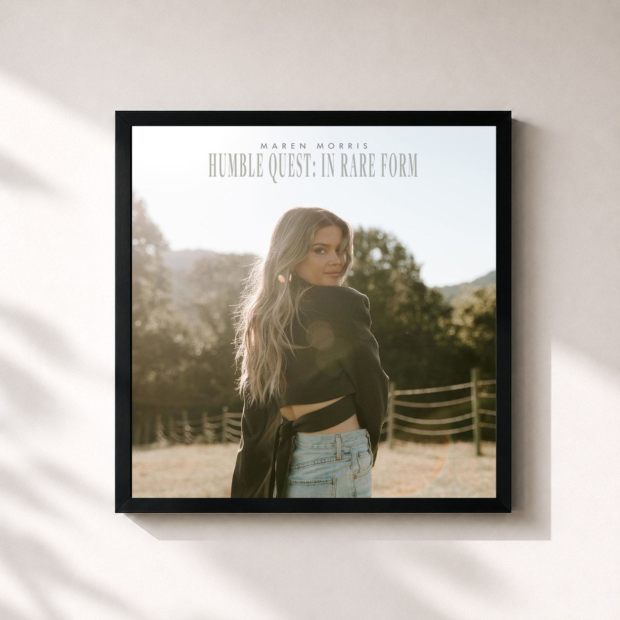 #noir Tableau carré de l'album Humble Quest: In Rare Form de Maren Morris, cadre noir 32x32 cm
