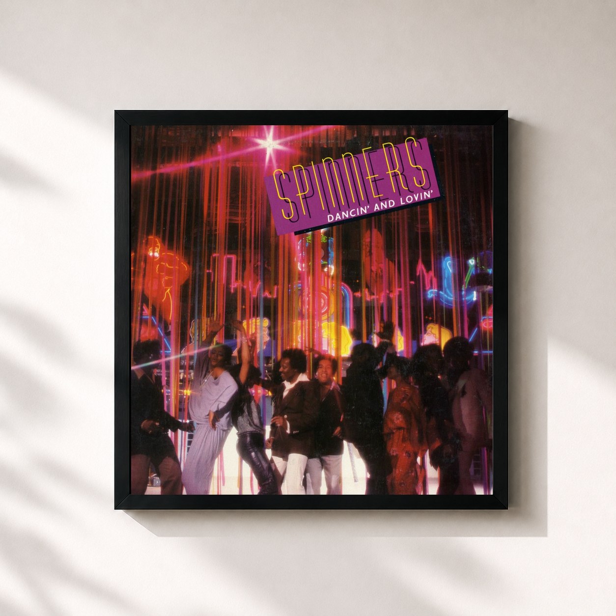 #noir Tableau carré de l'album Dancin' and Lovin' de The Spinners, cadre noir 32x32 cm
