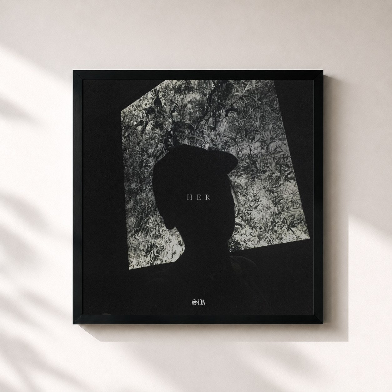 #noir Tableau carré de l'album HER de SiR, cadre noir 32x32 cm