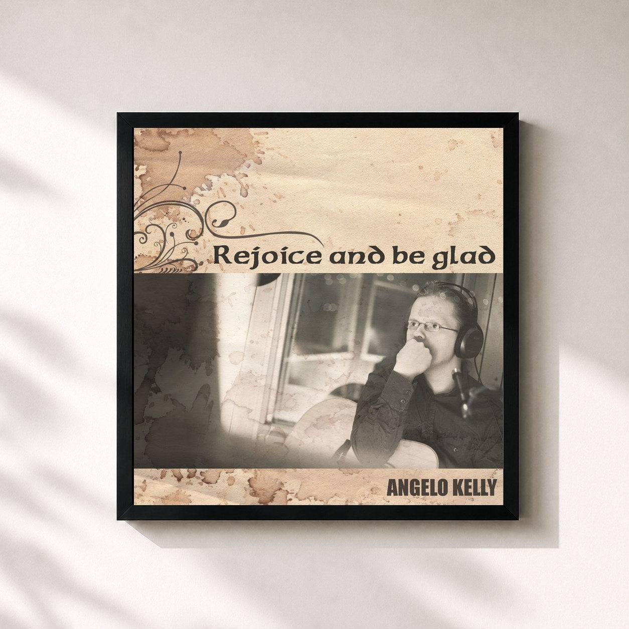 #noir Tableau carré de l'album Rejoice And Be Glad de Angelo Kelly, cadre noir 32x32 cm