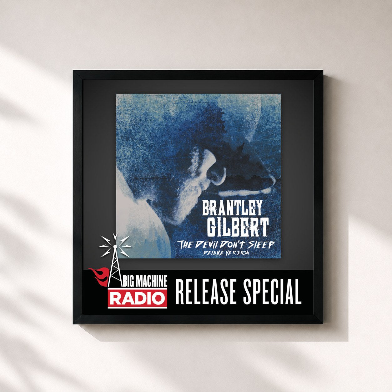 #noir Tableau carré de l'album The Devil Don't Sleep (Deluxe / Big Machine Radio Release Special) de Brantley Gilbert, cadre noir 32x32 cm