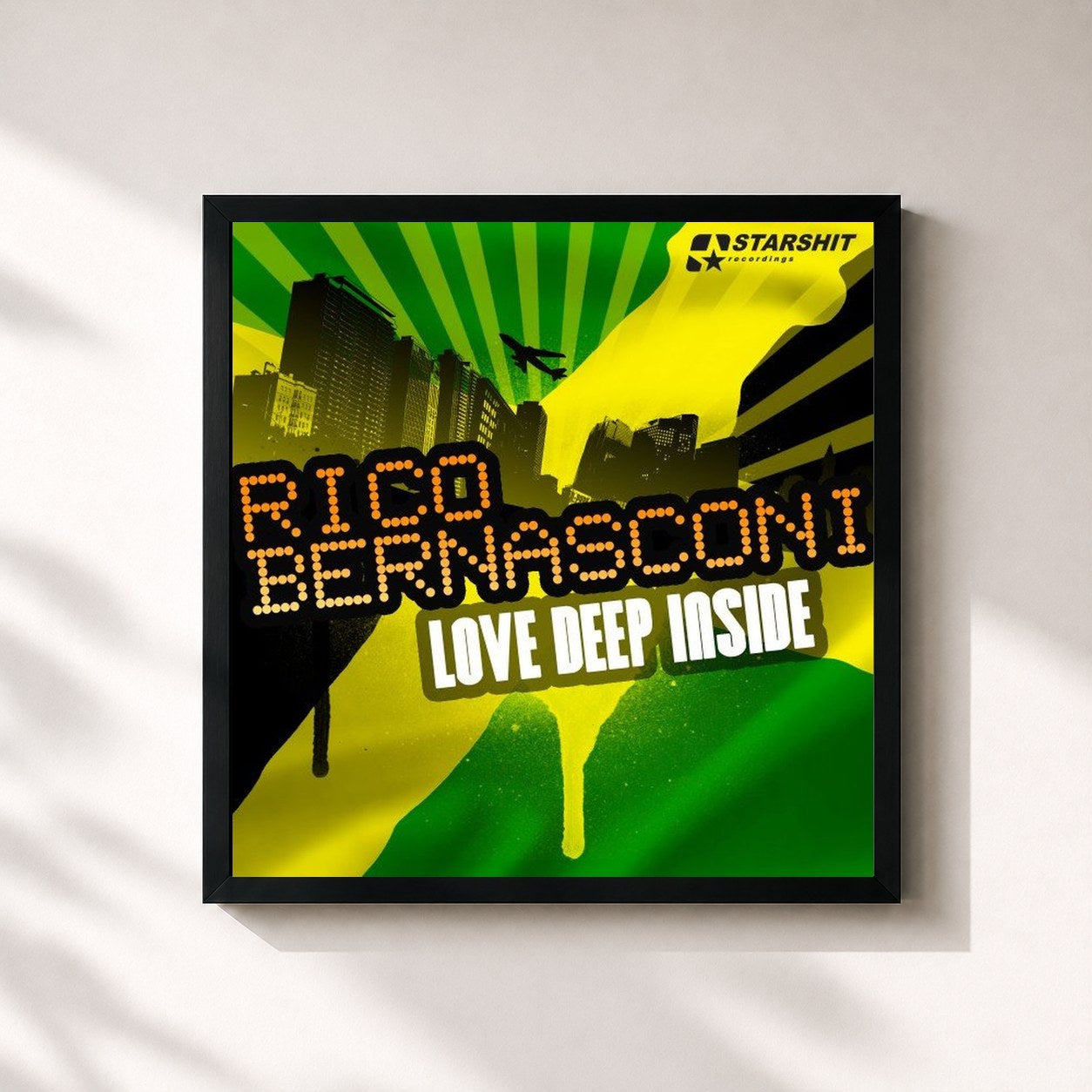 #noir Tableau carré de l'album Love Deep Inside de Rico Bernasconi, cadre noir 32x32 cm