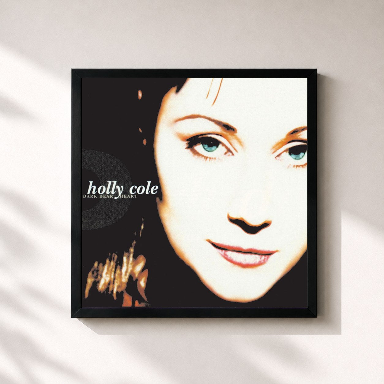 #noir Tableau carré de l'album Dark Dear Heart de Holly Cole, cadre noir 32x32 cm