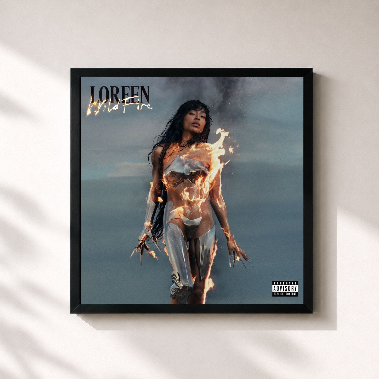 #noir Tableau carré de l'album WILDFIRE de Loreen, cadre noir 32x32 cm