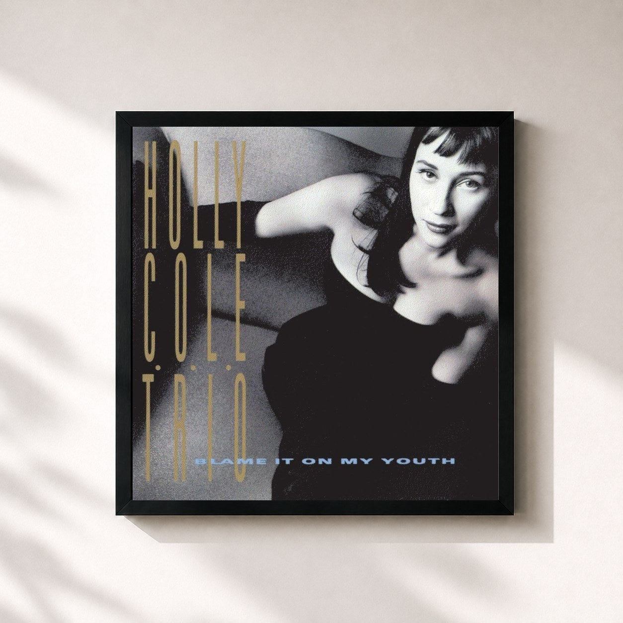 #noir Tableau carré de l'album Blame It On My Youth de Holly Cole, cadre noir 32x32 cm