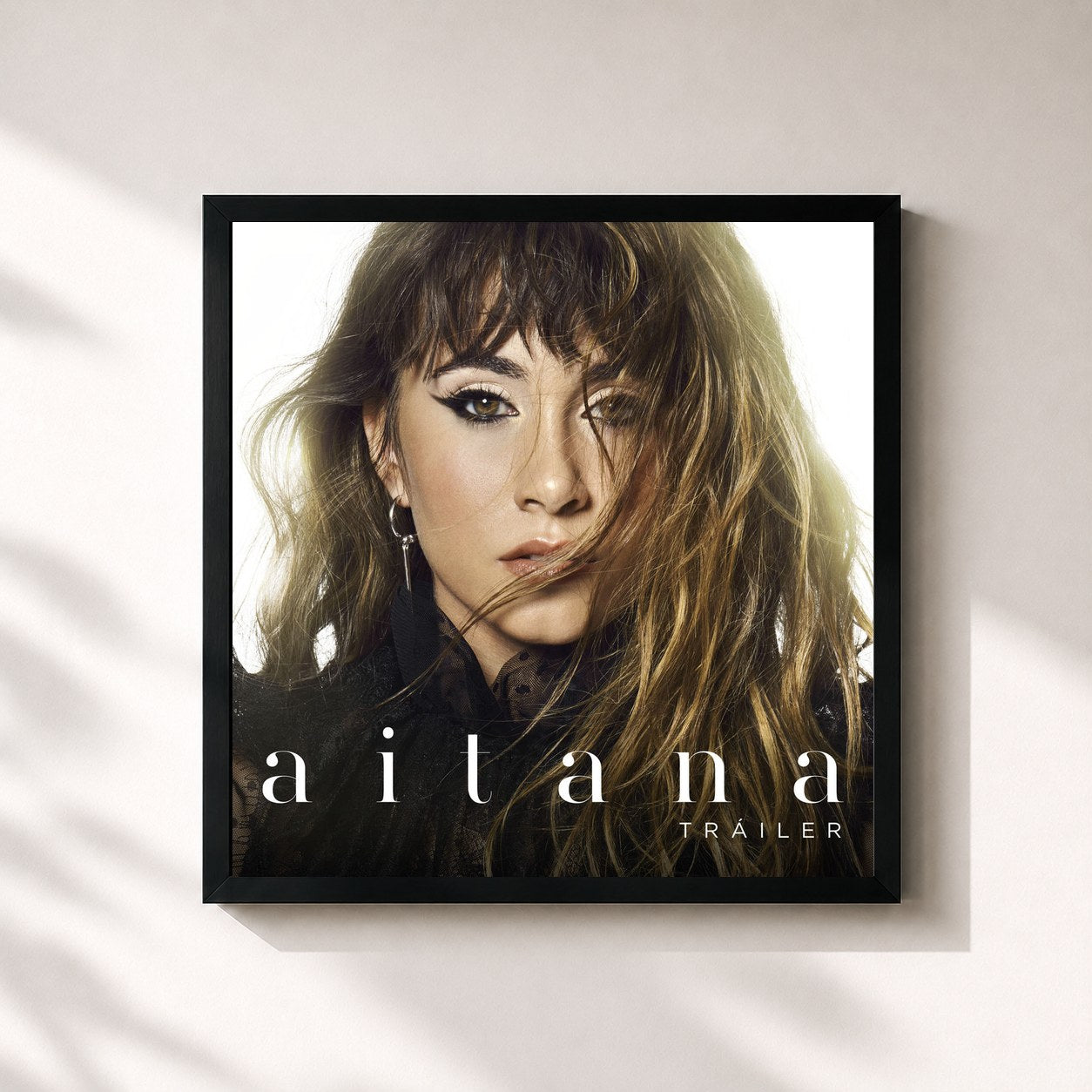 #noir Tableau carré de l'album Tráiler de Aitana, cadre noir 32x32 cm