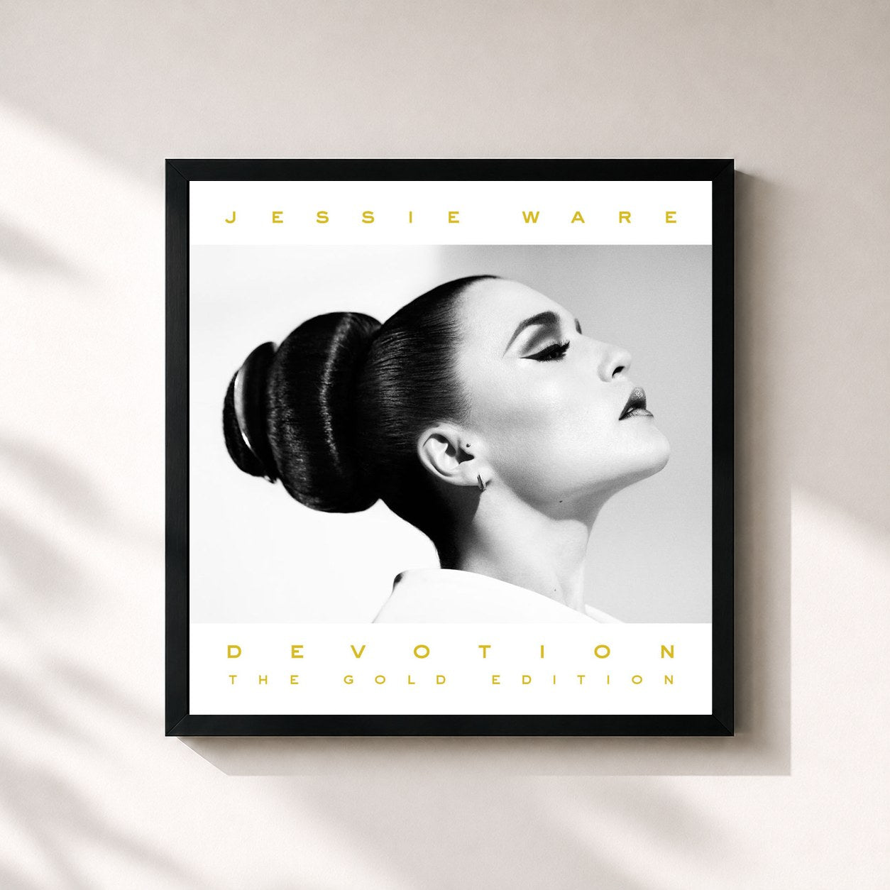 #noir Tableau carré de l'album Devotion - The Gold Edition de Jessie Ware, cadre noir 32x32 cm