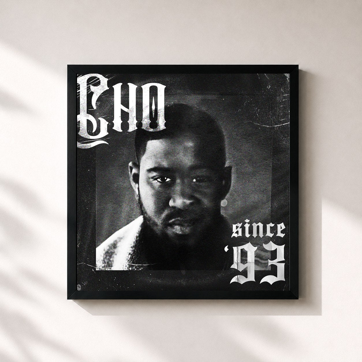 #noir Tableau carré de l'album SINCE '93 de CHO, cadre noir 32x32 cm