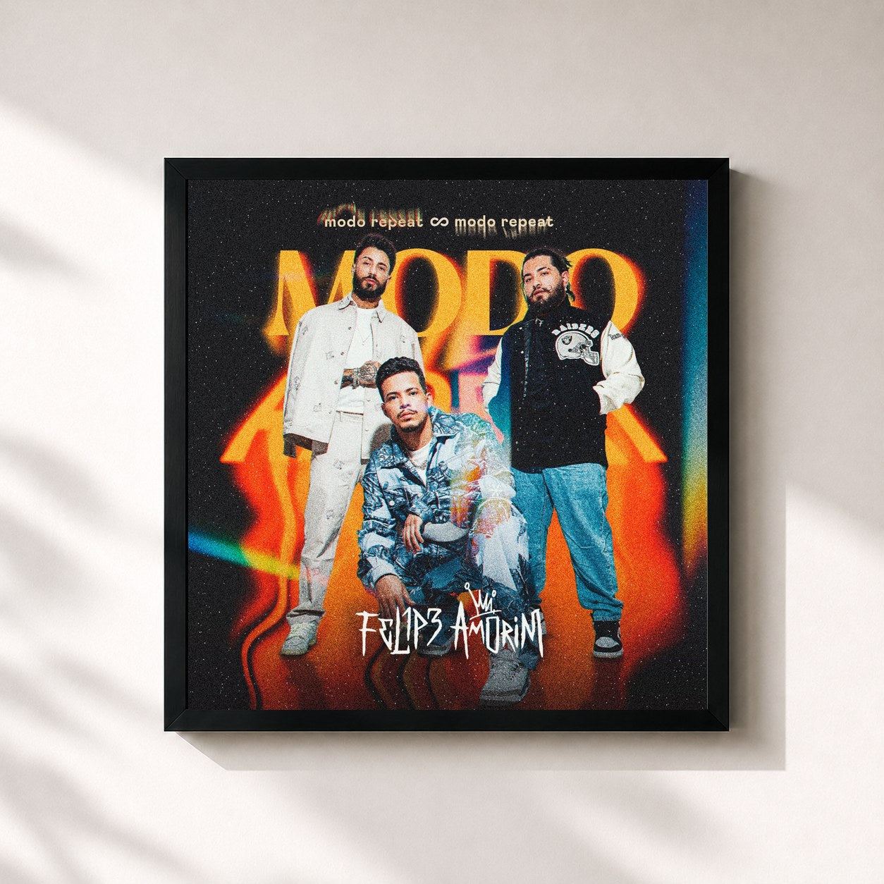 #noir Tableau carré de l'album Modo Repeat de Felipe Amorim, cadre noir 32x32 cm
