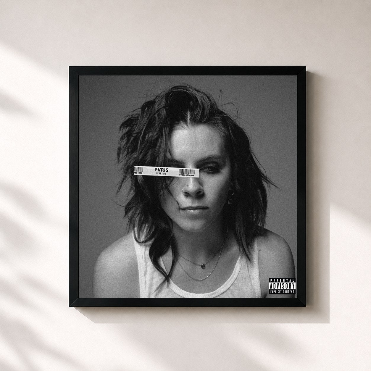 #noir Tableau carré de l'album Use Me de PVRIS, cadre noir 32x32 cm