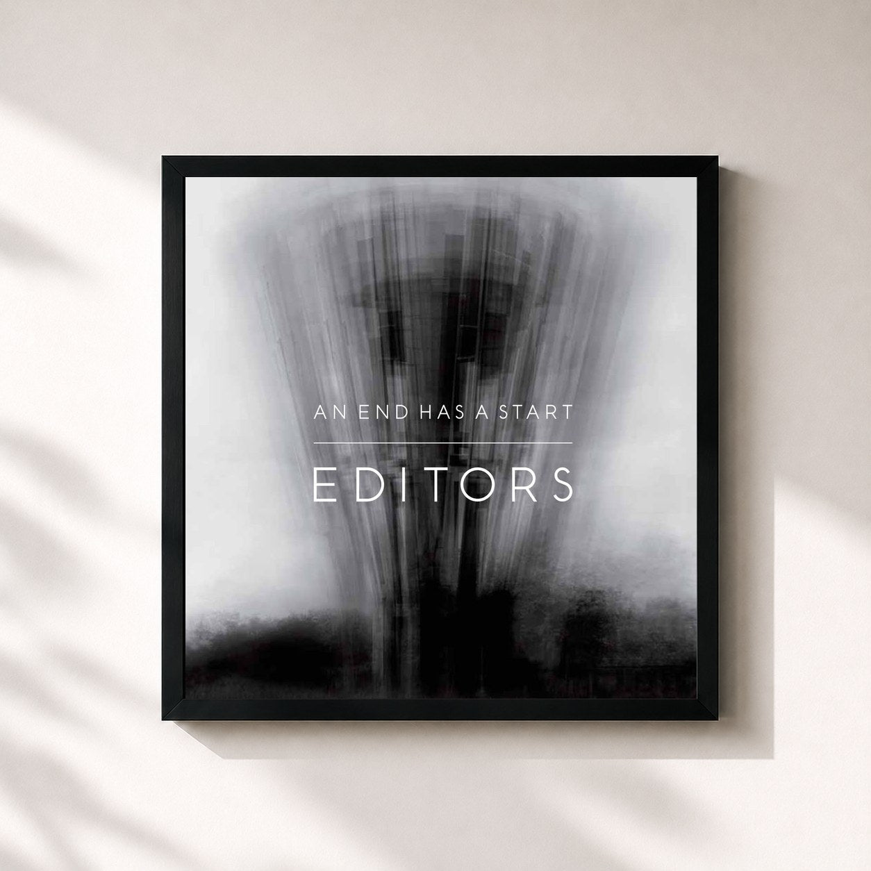 #noir Tableau carré de l'album An End Has A Start de Editors, cadre noir 32x32 cm