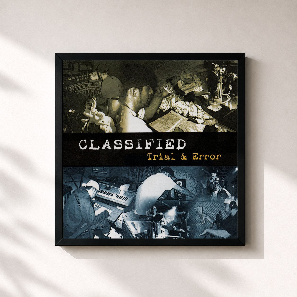 #noir Tableau carré de l'album Trial & Error de Classified, cadre noir 32x32 cm