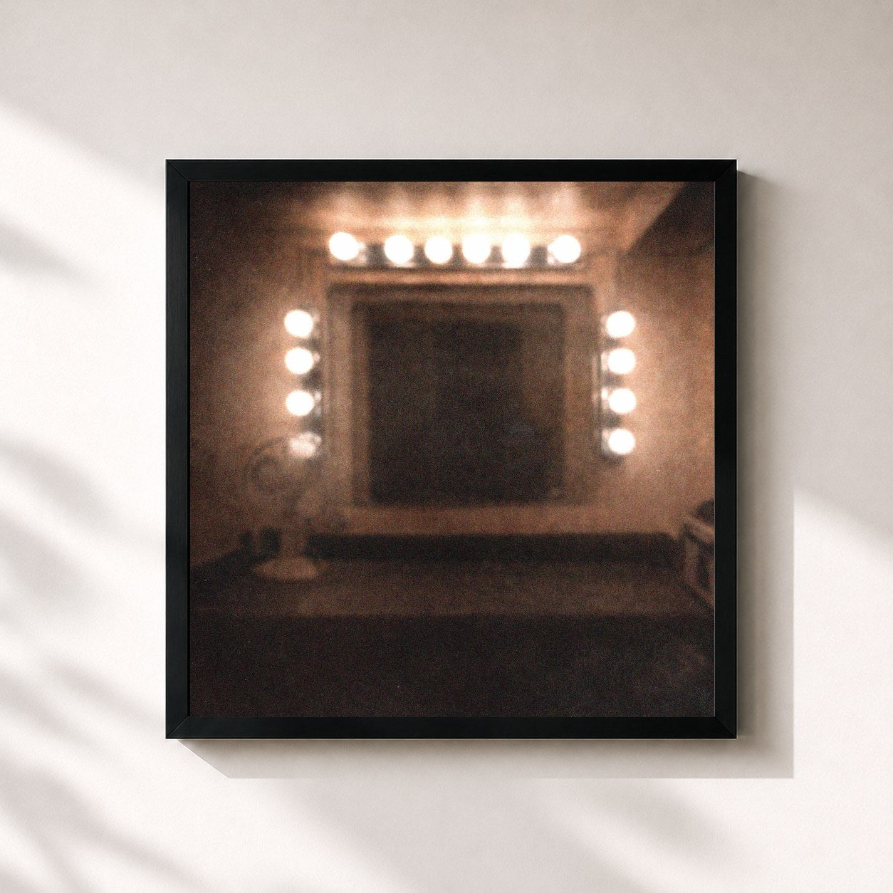#noir Tableau carré de l'album All The Beauty de Pete Yorn, cadre noir 32x32 cm