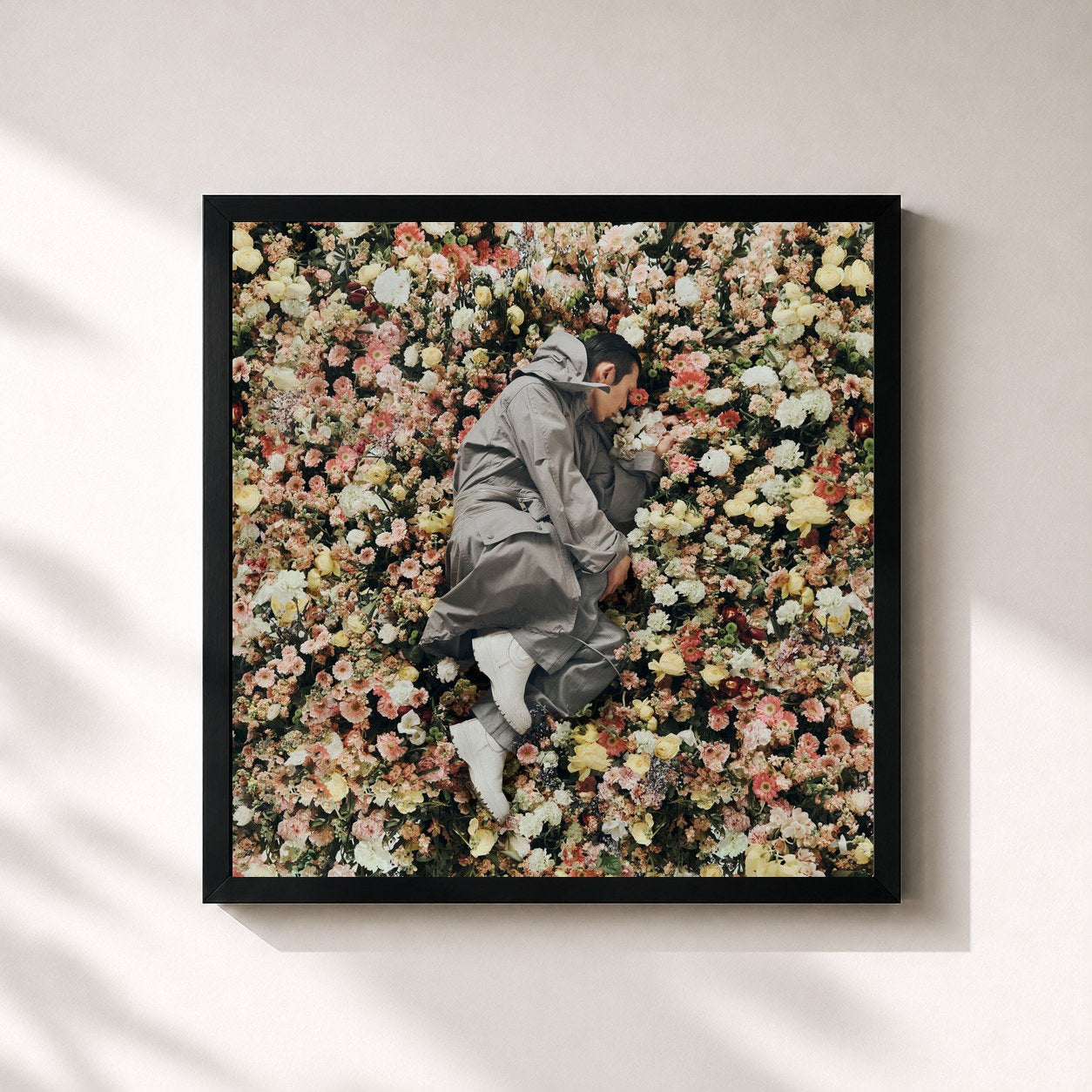 #noir Tableau carré de l'album PEOPLE de Code Kunst, cadre noir 32x32 cm