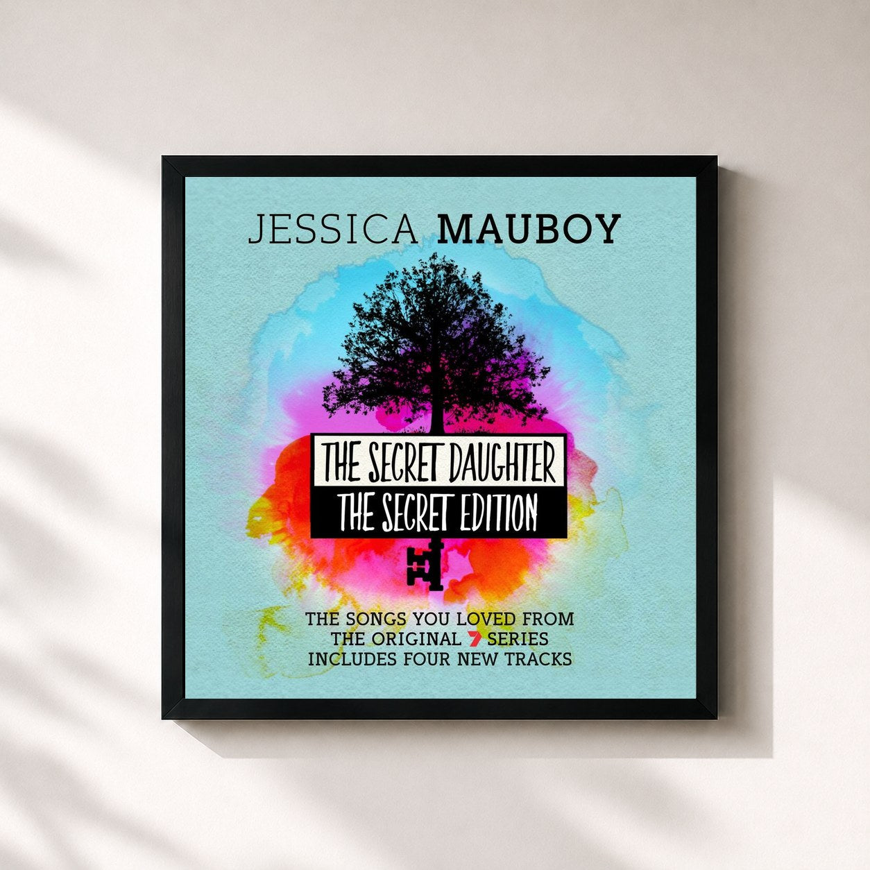 #noir Tableau carré de l'album The Secret Daughter - The Secret Edition (The Songs You Loved from the Original 7 Series) de Jessica Mauboy, cadre noir 32x32 cm