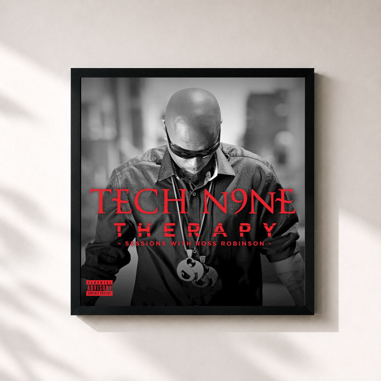#noir Tableau carré de l'album Therapy: Sessions With Ross Robinson de Tech N9ne, cadre noir 32x32 cm