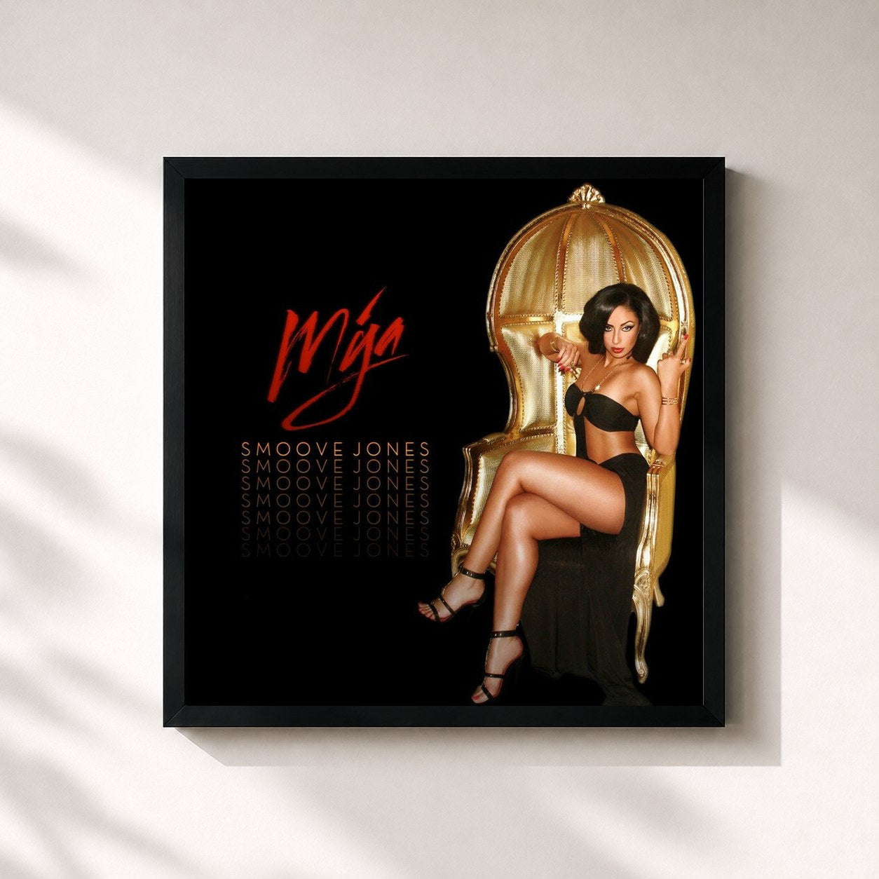 #noir Tableau carré de l'album Smoove Jones de Mýa, cadre noir 32x32 cm