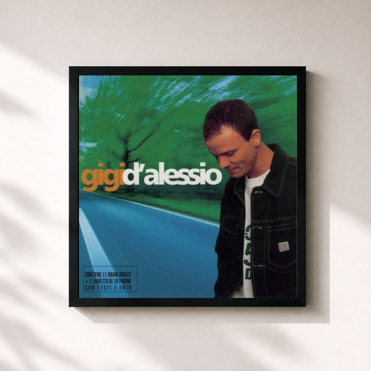 #noir Tableau carré de l'album Portami Con Te de Gigi D'Alessio, cadre noir 32x32 cm