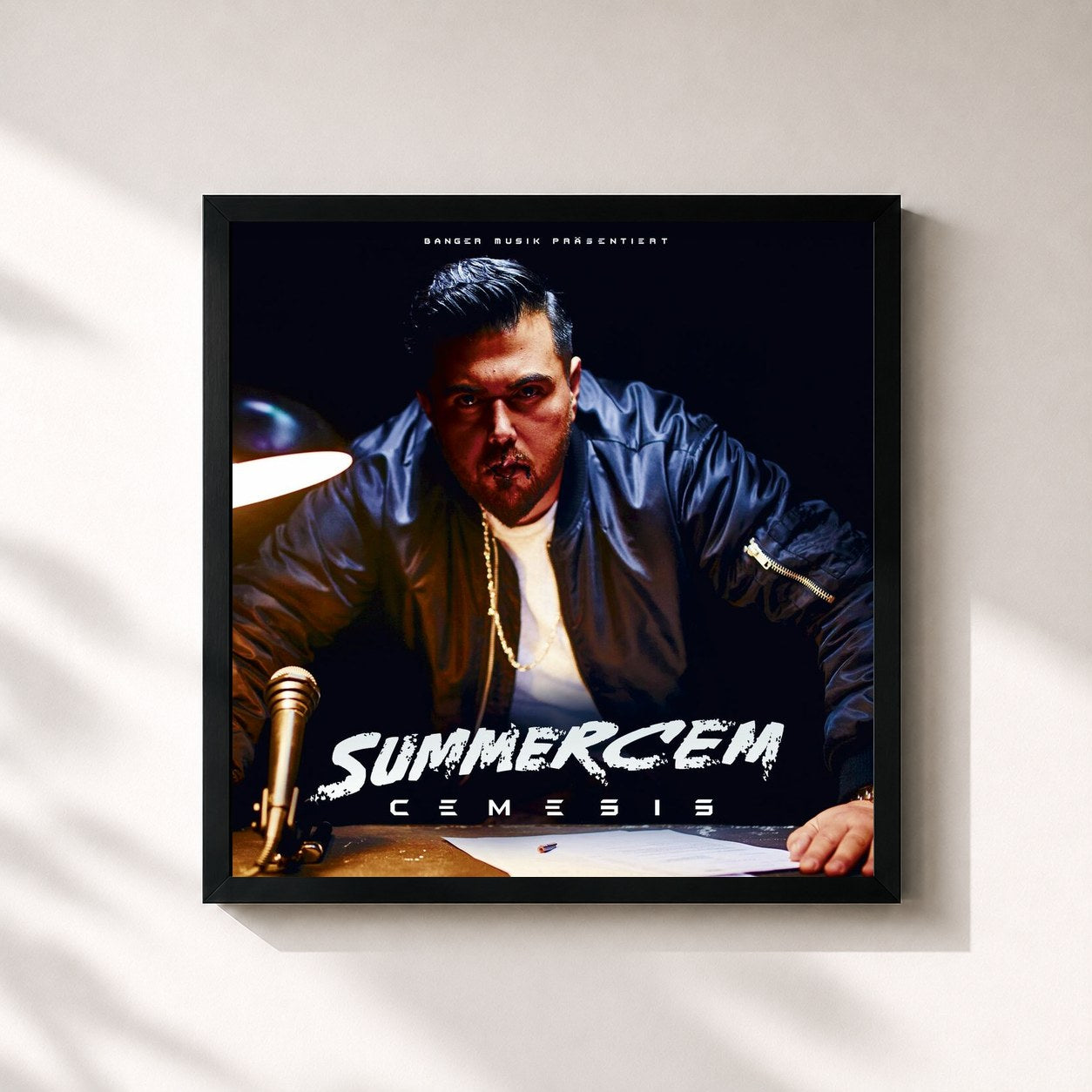 #noir Tableau carré de l'album Cemesis de Summer Cem, cadre noir 32x32 cm