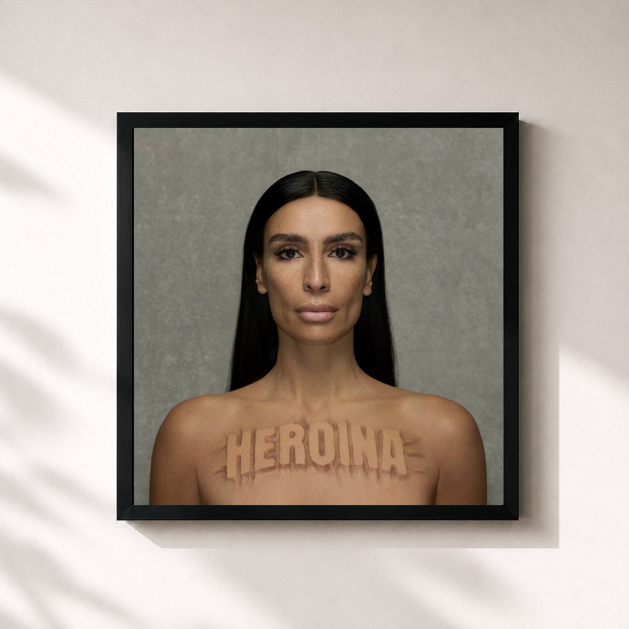 #noir Tableau carré de l'album HEROINA de Sevdaliza, cadre noir 32x32 cm