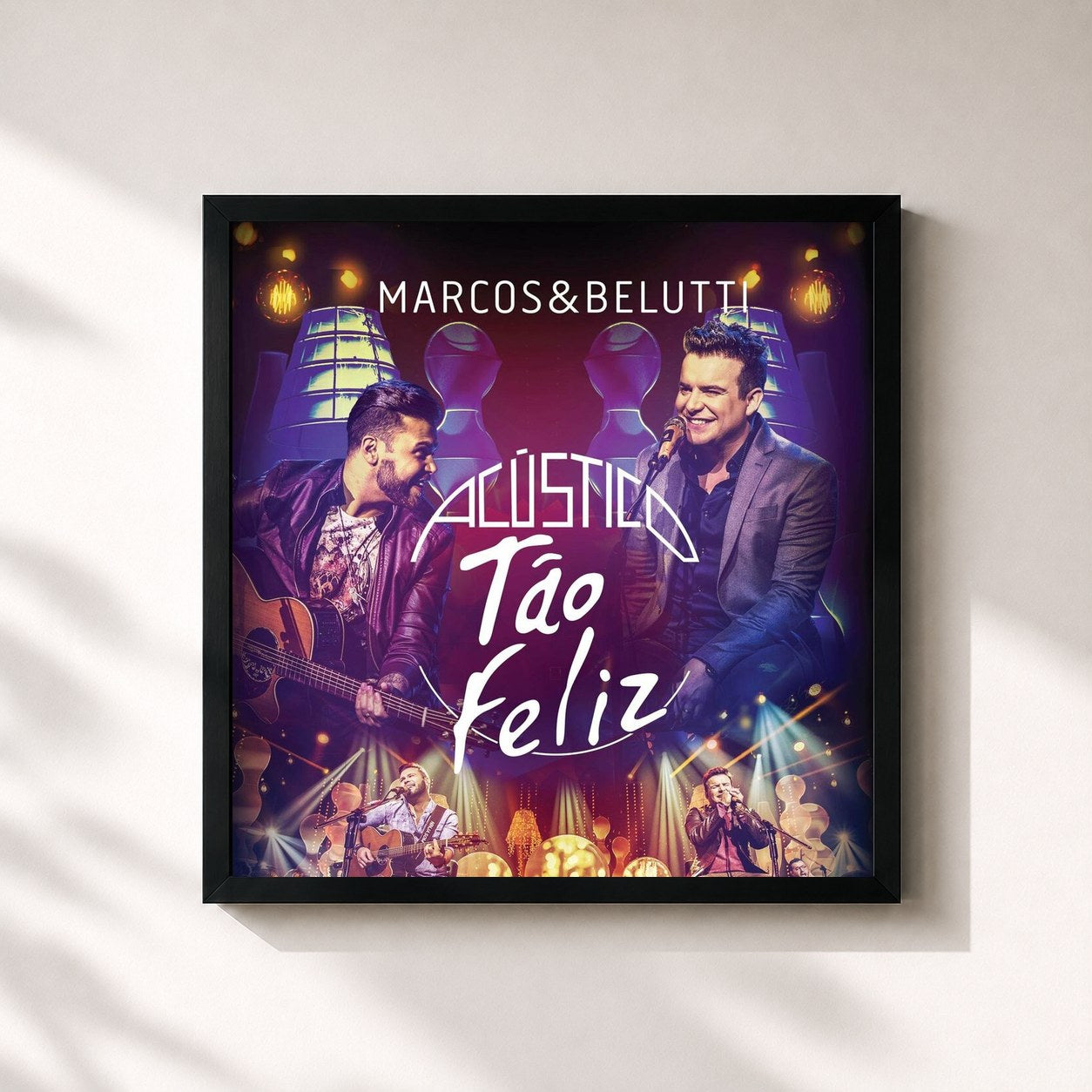 #noir Tableau carré de l'album Acústico - Tão Feliz de Marcos & Belutti, cadre noir 32x32 cm