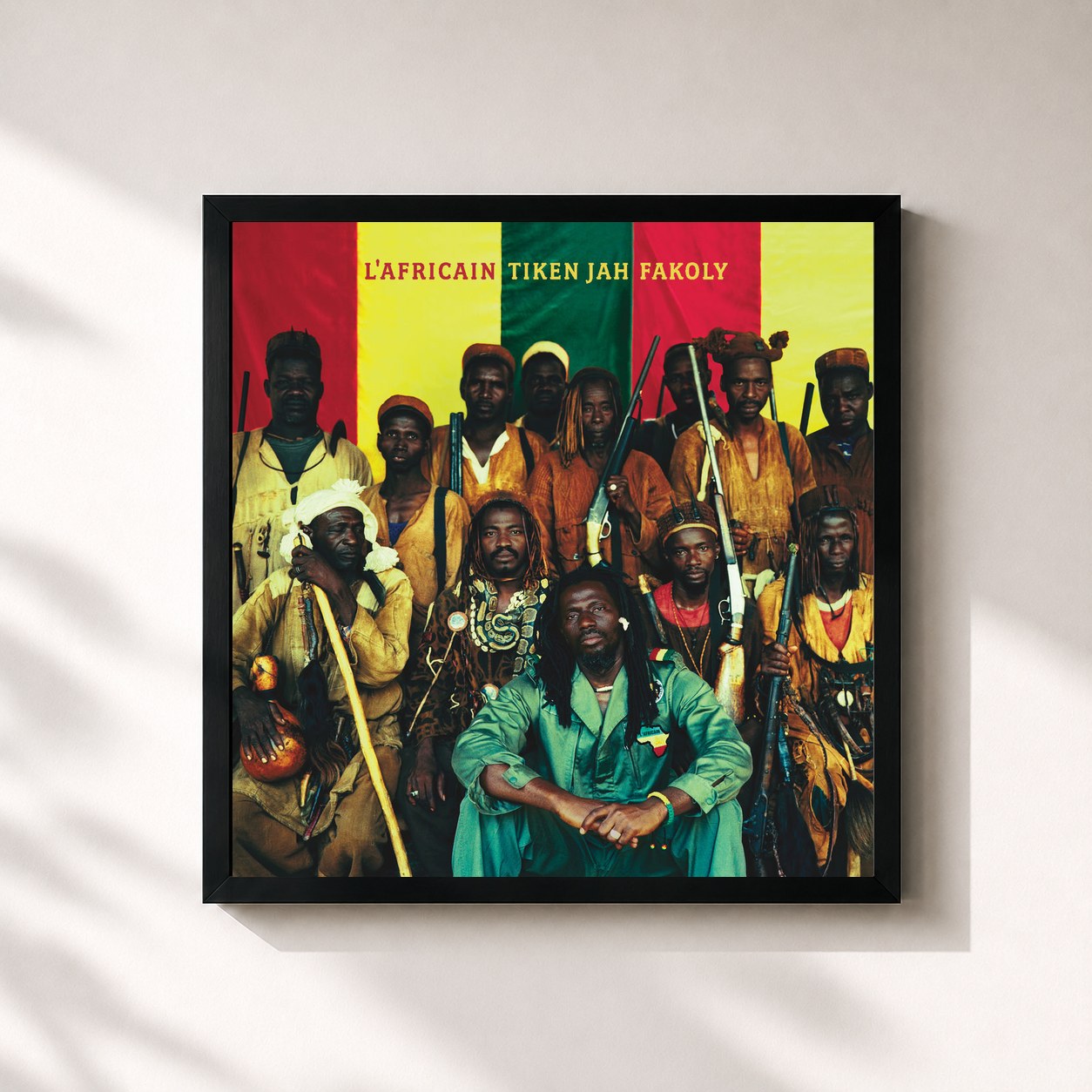 #noir Tableau carré de l'album L'Africain de Tiken Jah Fakoly, cadre noir 32x32 cm