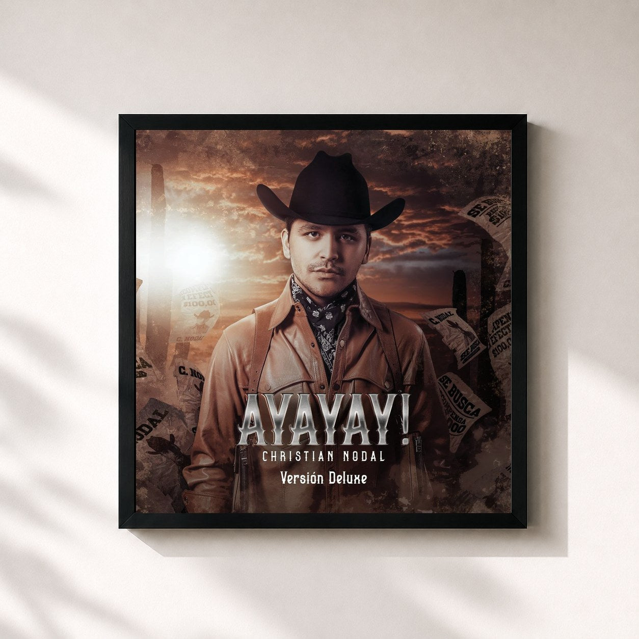 #noir Tableau carré de l'album AYAYAY! (Deluxe) de Christian Nodal, cadre noir 32x32 cm