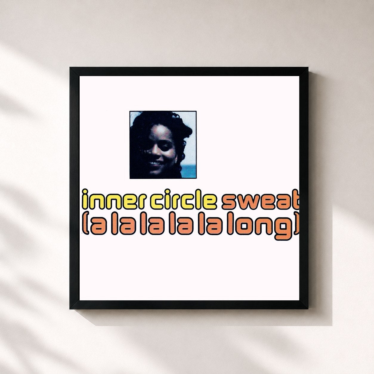 #noir Tableau carré de l'album Sweat (A La La La La Long) de Inner Circle, cadre noir 32x32 cm