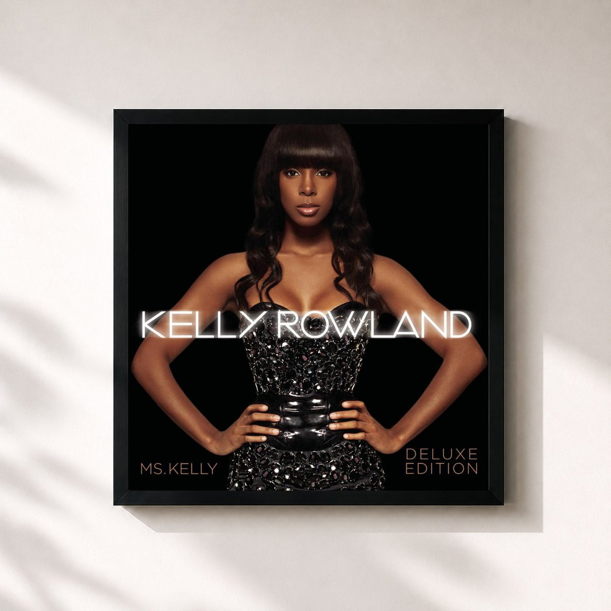 #noir Tableau carré de l'album Ms. Kelly: Deluxe Edition de Kelly Rowland, cadre noir 32x32 cm