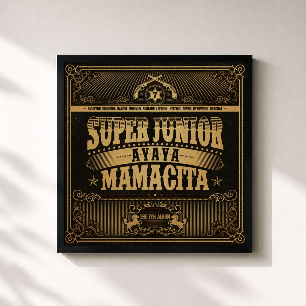 #noir Tableau carré de l'album The 7th Album 'MAMACITA' de SUPER JUNIOR, cadre noir 32x32 cm
