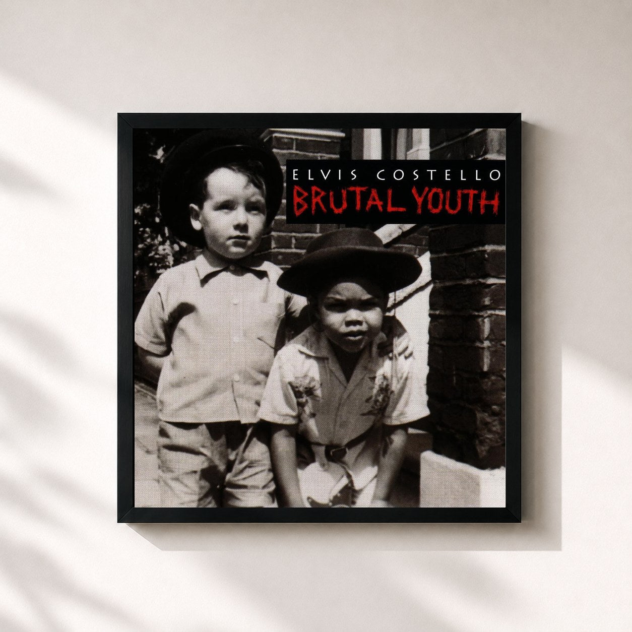 #noir Tableau carré de l'album Brutal Youth de Elvis Costello, cadre noir 32x32 cm