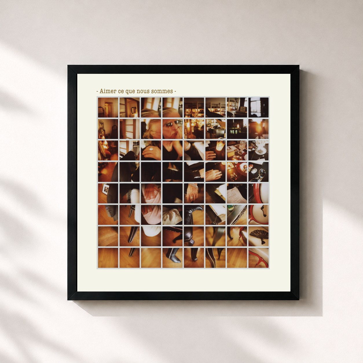 #noir Tableau carré de l'album Aimer Ce Que Nous Sommes de Christophe, cadre noir 32x32 cm