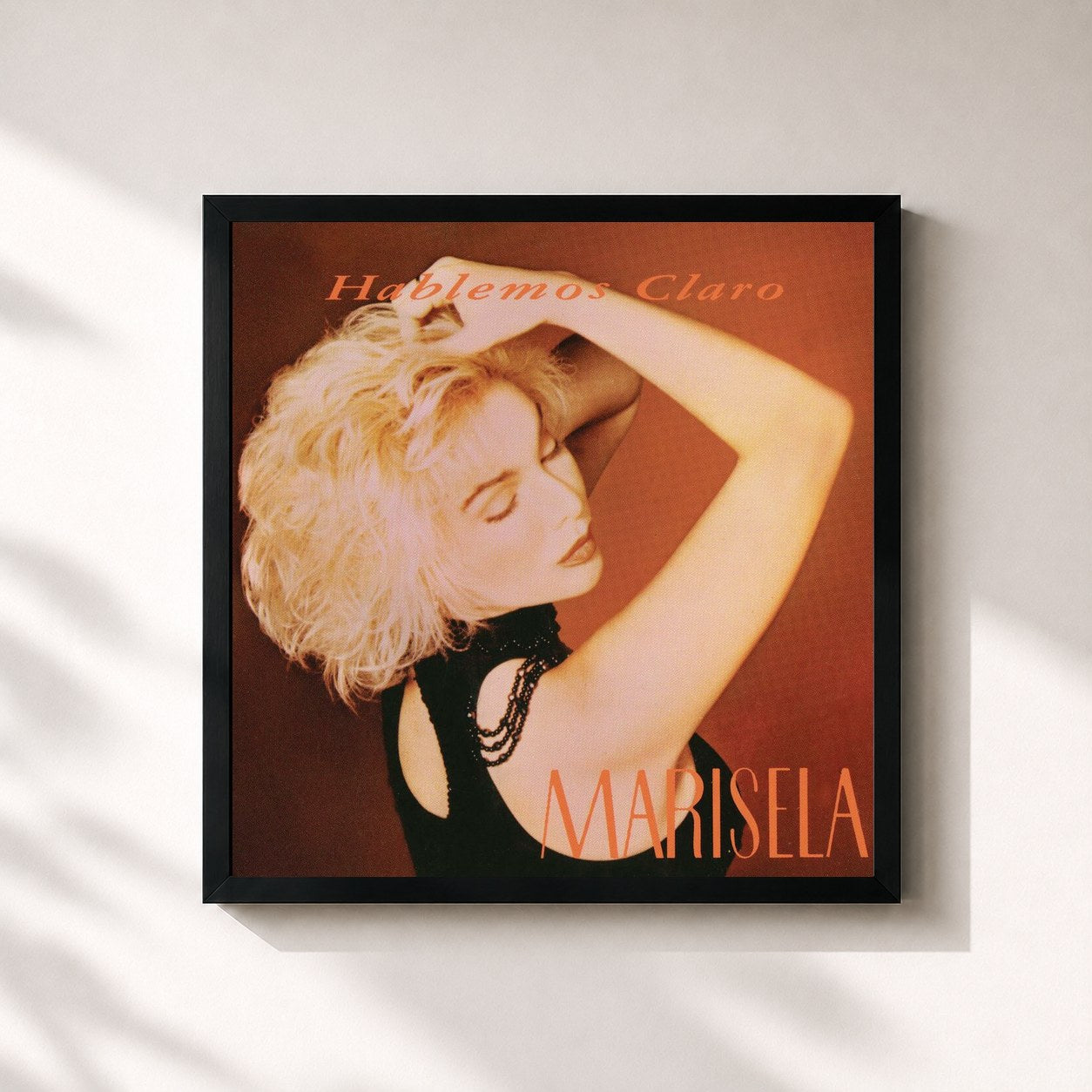 #noir Tableau carré de l'album Hablemos Claro de Marisela, cadre noir 32x32 cm