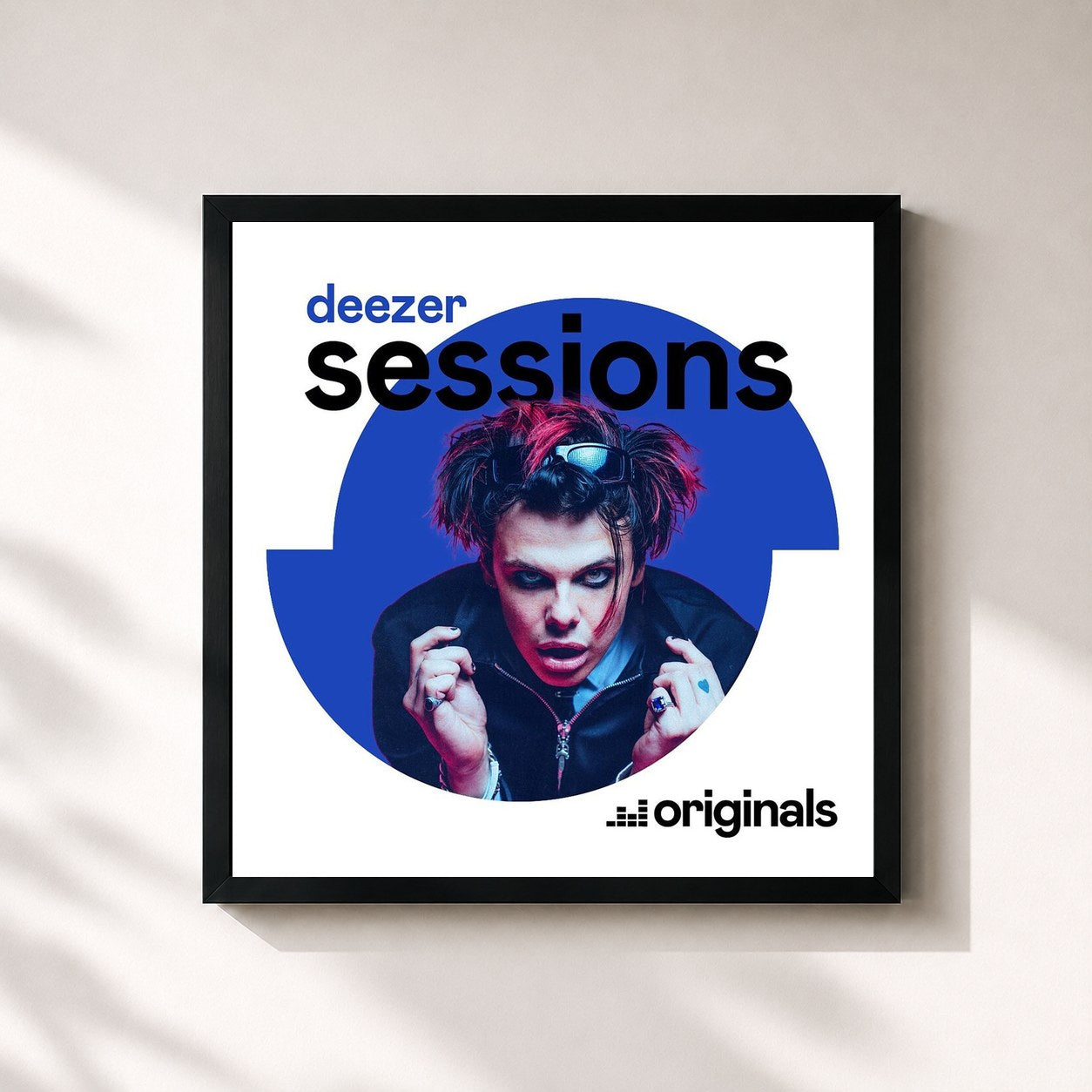 #noir Tableau carré de l'album Deezer Sessions de YUNGBLUD, cadre noir 32x32 cm