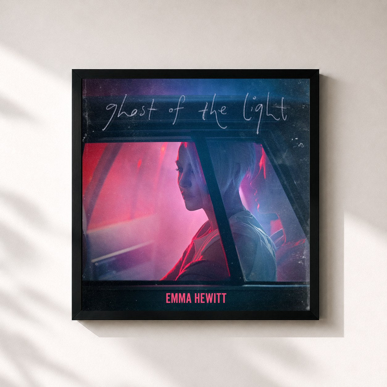 #noir Tableau carré de l'album Ghost of the Light de Emma Hewitt, cadre noir 32x32 cm