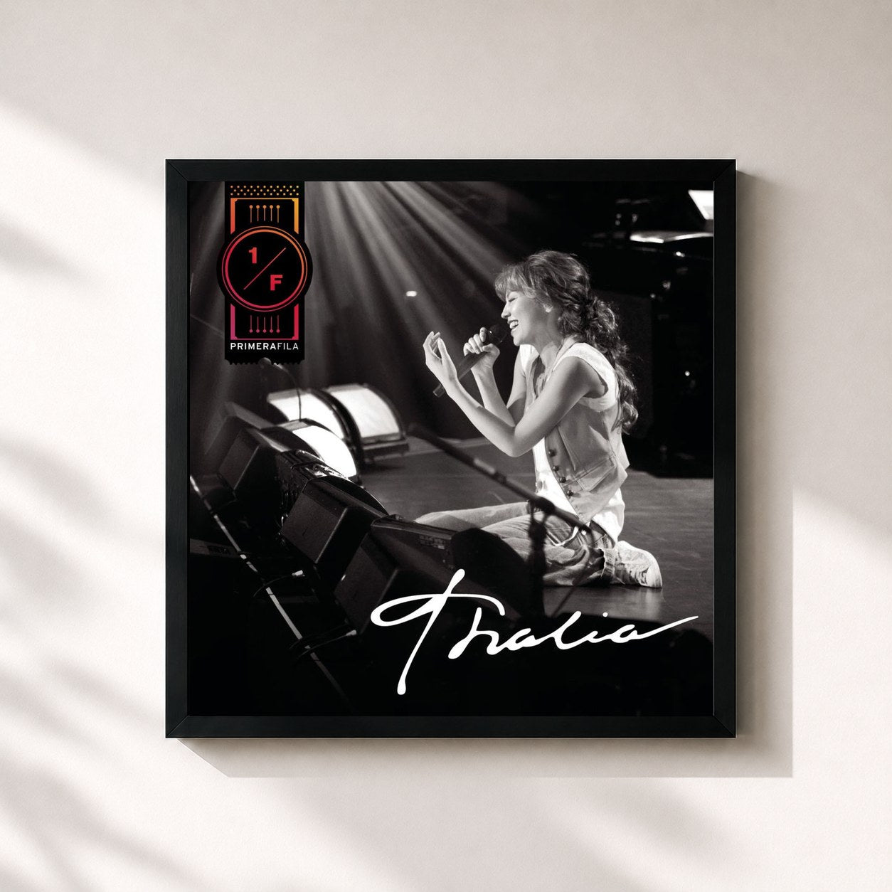 #noir Tableau carré de l'album Thalia En Primera Fila de Thalia, cadre noir 32x32 cm