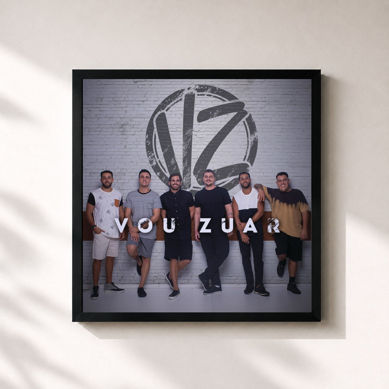 #noir Tableau carré de l'album Vou Zuar de Vou Zuar, cadre noir 32x32 cm