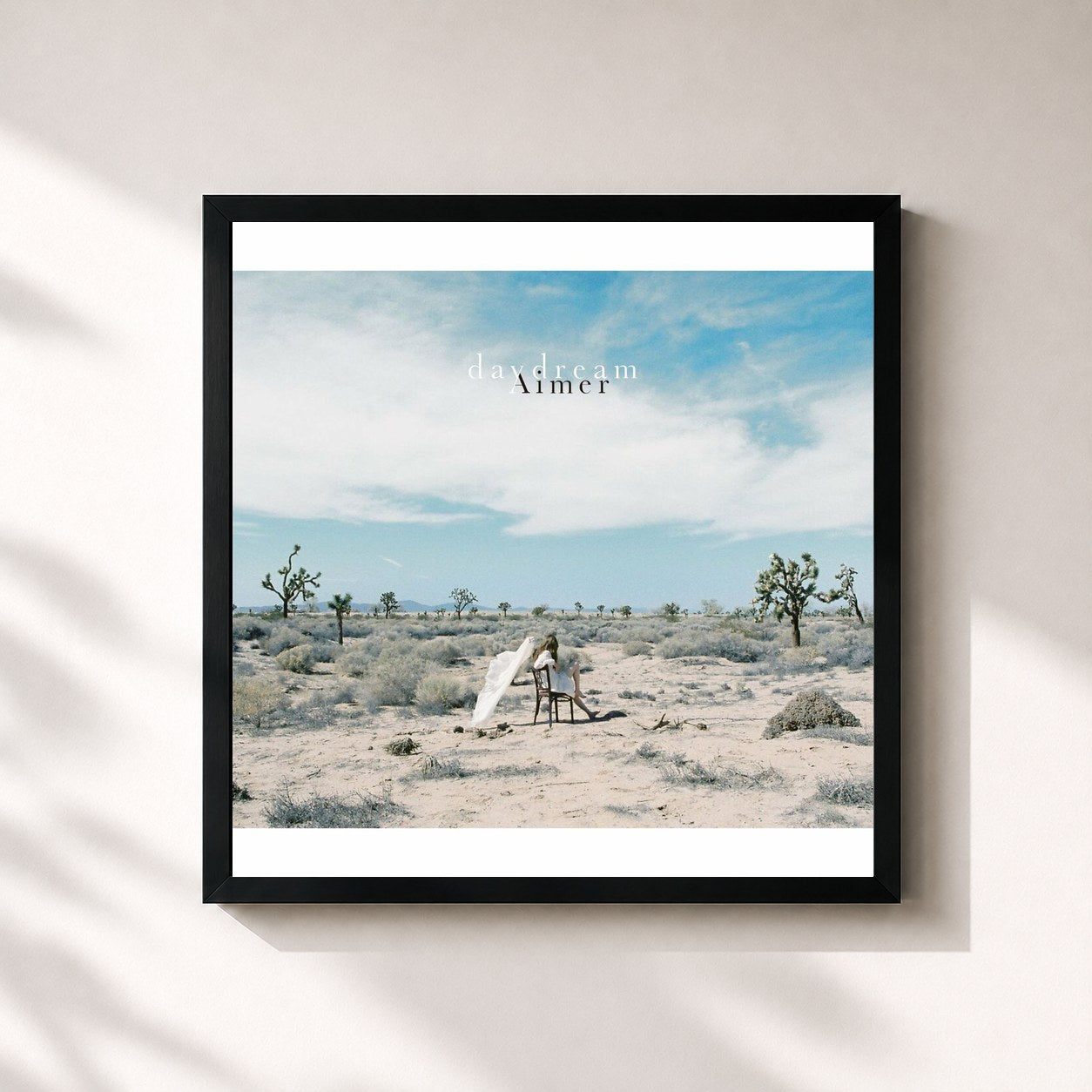 #noir Tableau carré de l'album daydream de Aimer, cadre noir 32x32 cm