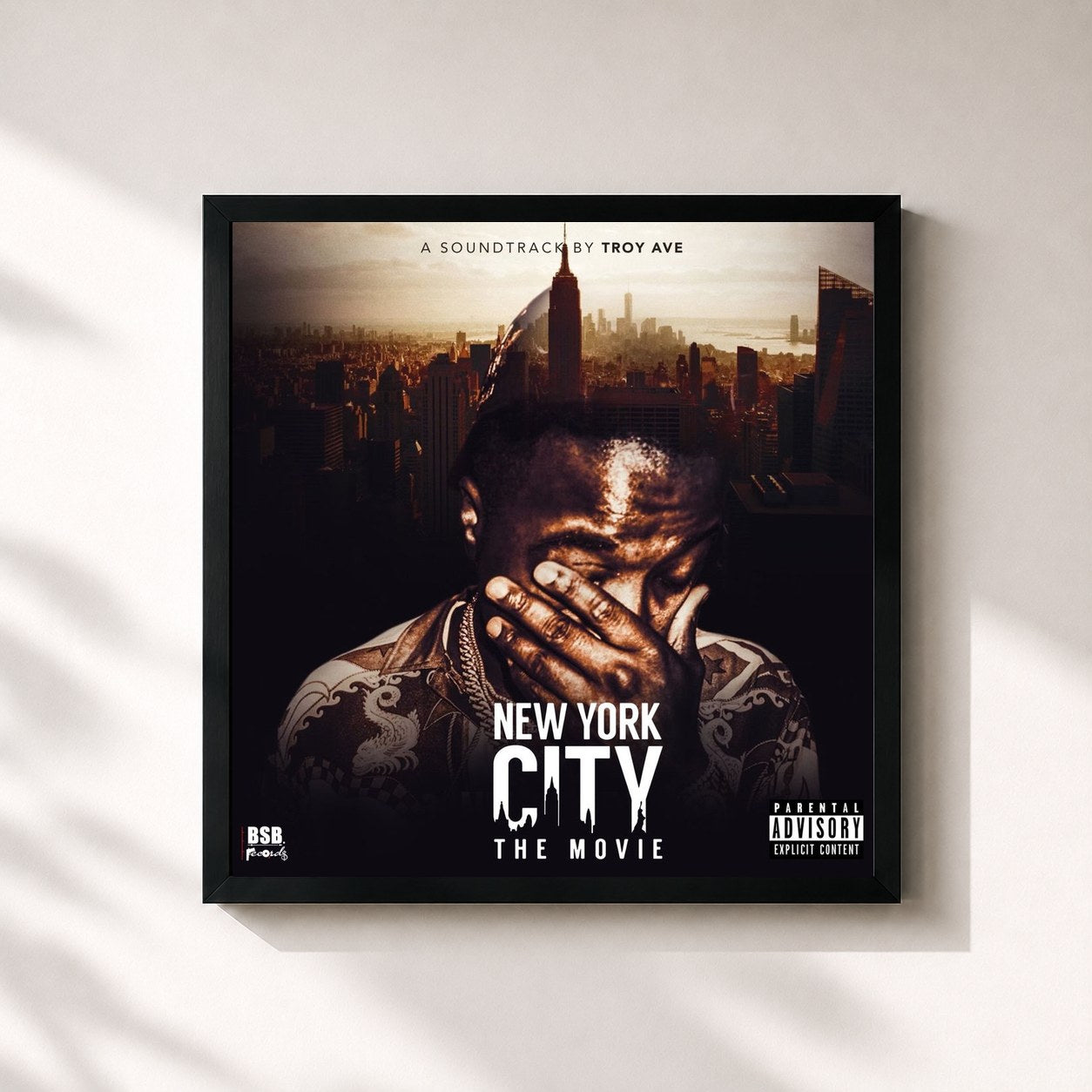 #noir Tableau carré de l'album New York City The Movie de Troy Ave, cadre noir 32x32 cm