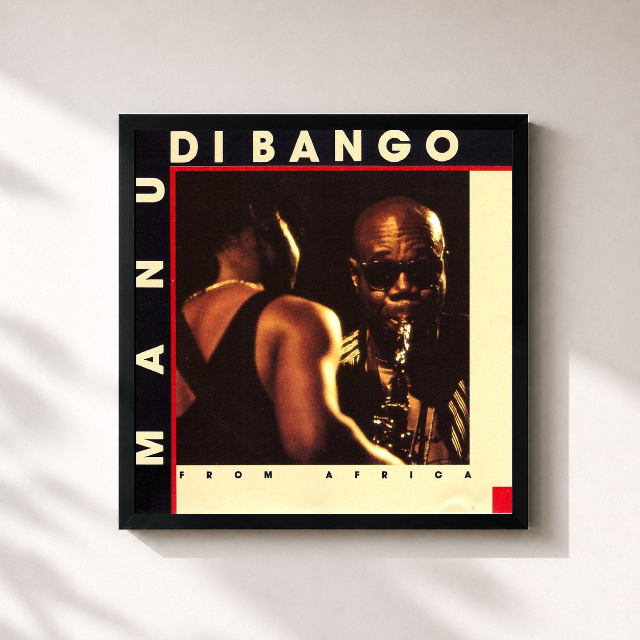 #noir Tableau carré de l'album From Africa de Manu Dibango, cadre noir 32x32 cm