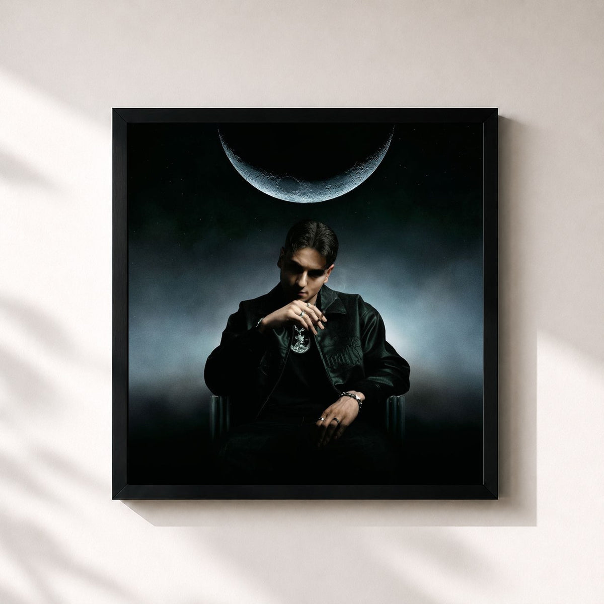 #noir Tableau carré de l'album Kara Tape 3 de Beyazz, cadre noir 32x32 cm