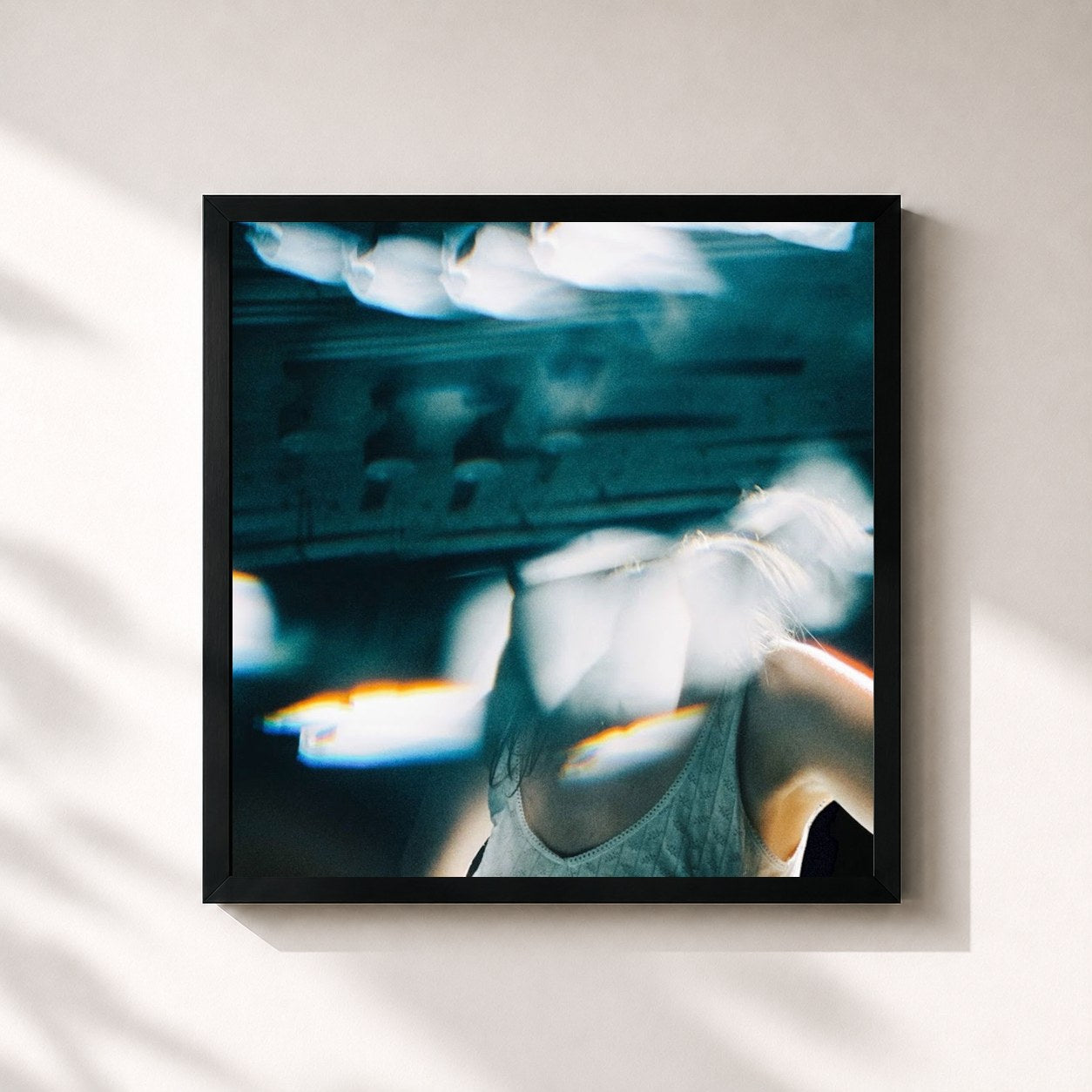 #noir Tableau carré de l'album I understand you sometimes de Bülow, cadre noir 32x32 cm