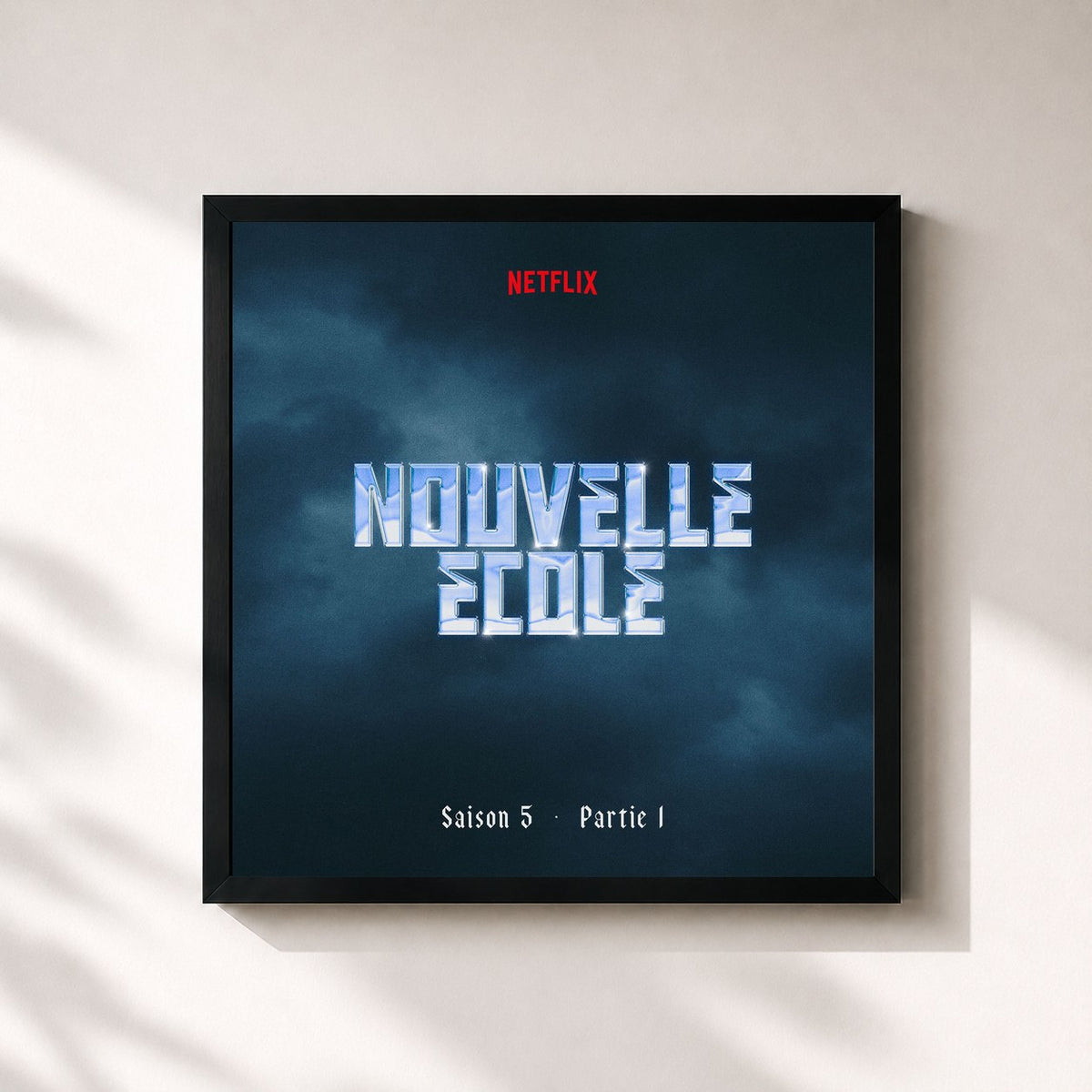 #noir Tableau carré de l'album Nouvelle École | Saison 5 | Partie 1 (Série Netflix) de Nouvelle Ecole, cadre noir 32x32 cm