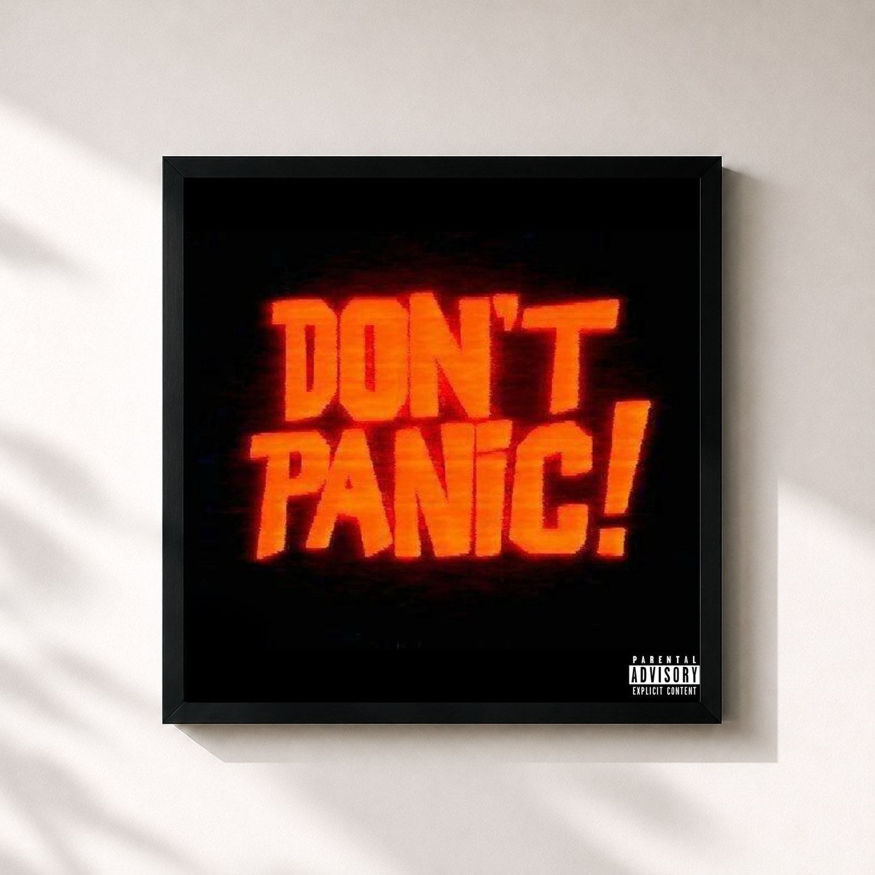 #noir Tableau carré de l'album Don't Panic de Musso, cadre noir 32x32 cm